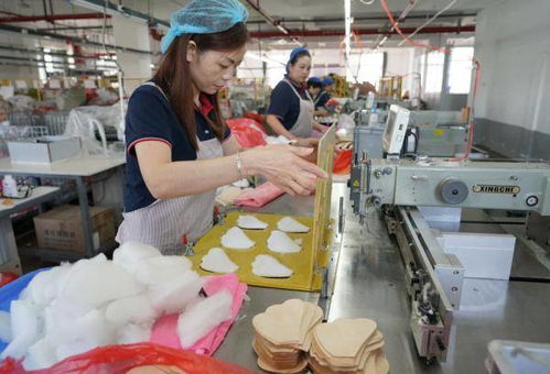 發展毛絨玩具產業 助力群眾就業增收